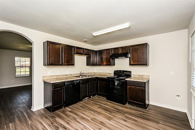 property at 4200 Summersweet Ln