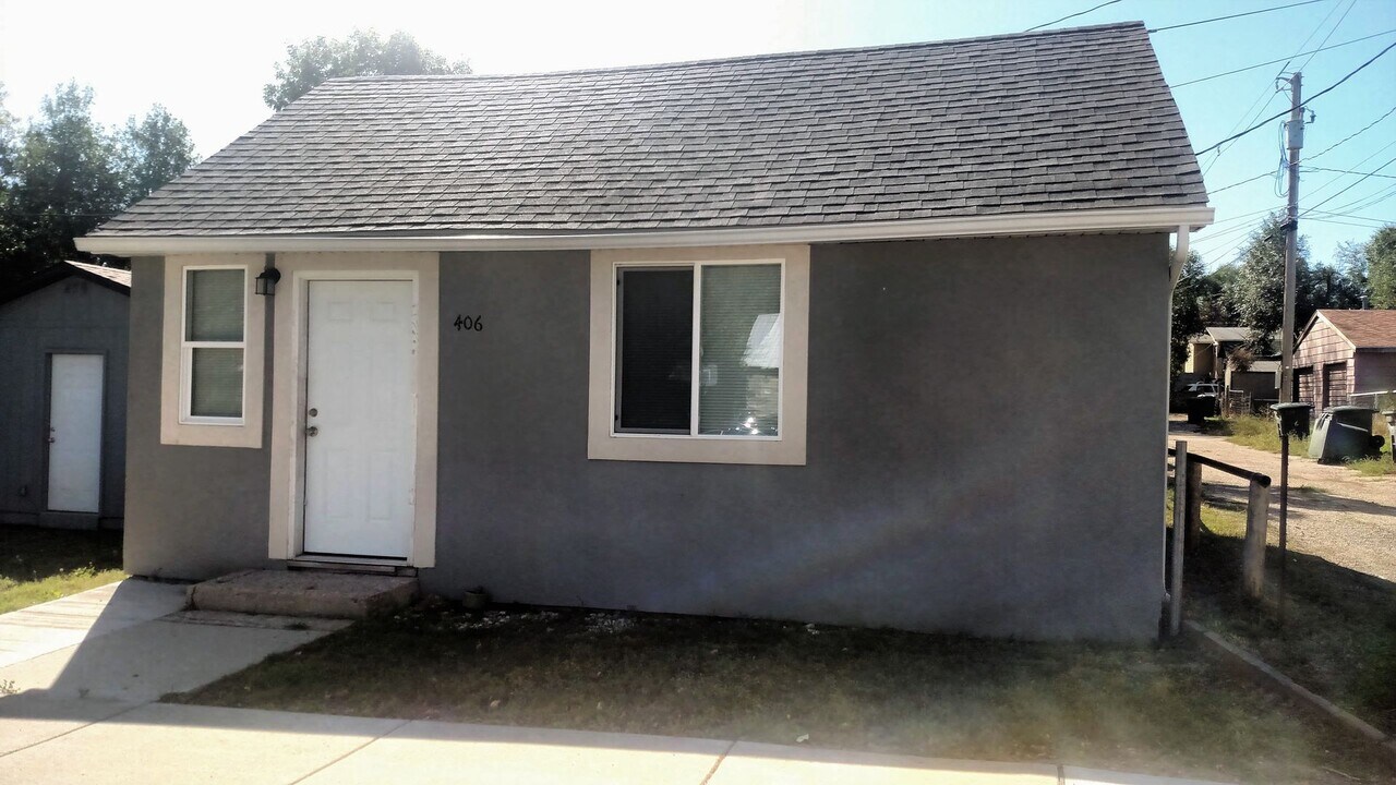 406 E 5th St in Gillette, WY - Building Photo