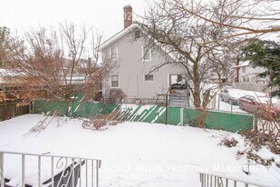 4102 Brooklyn Ave in Cleveland, OH - Building Photo