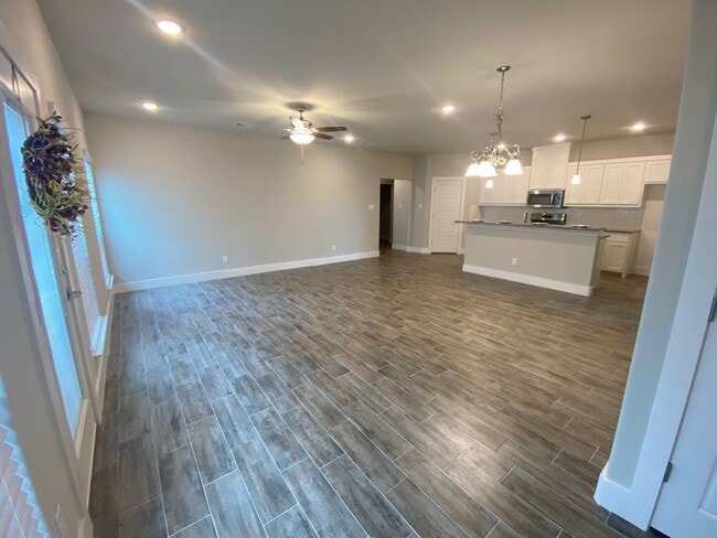 716 The Cottages in Godley, TX - Building Photo - Building Photo