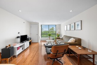42 8th St in Boston, MA - Building Photo - Building Photo