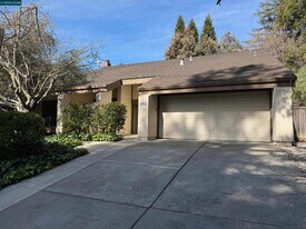 1262 Vailwood Dr in Danville, CA - Building Photo