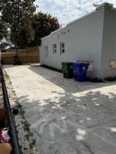 2971 SW 38th Ave in Miami, FL - Building Photo - Building Photo