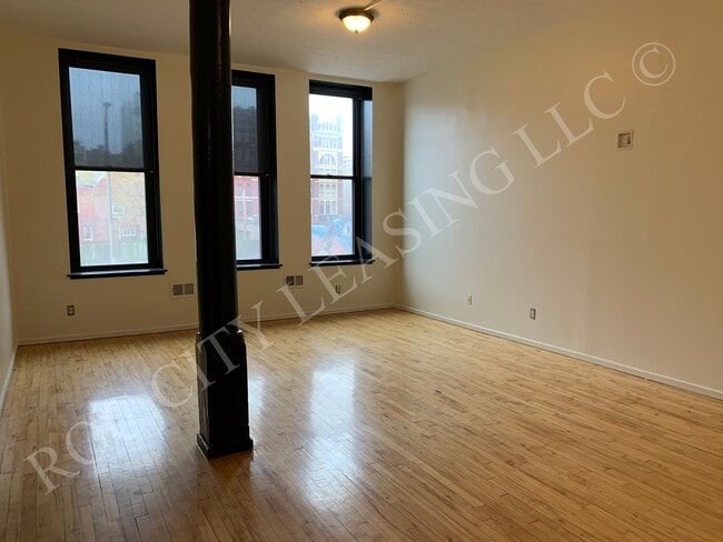 Hive@155 and Hive Andrews in Rochester, NY - Building Photo - Building Photo