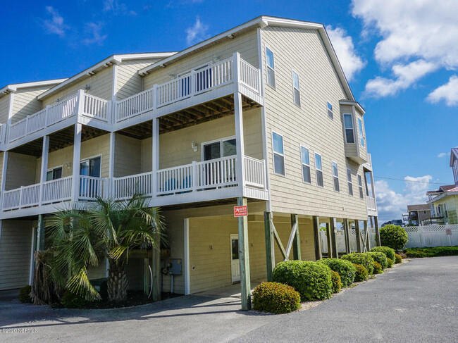 property at 402 Sea Star Cir