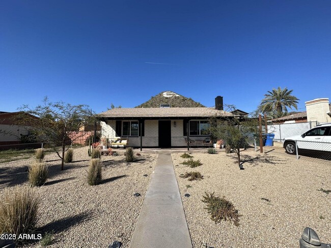 112 W Vogel Ave in Phoenix, AZ - Building Photo - Building Photo
