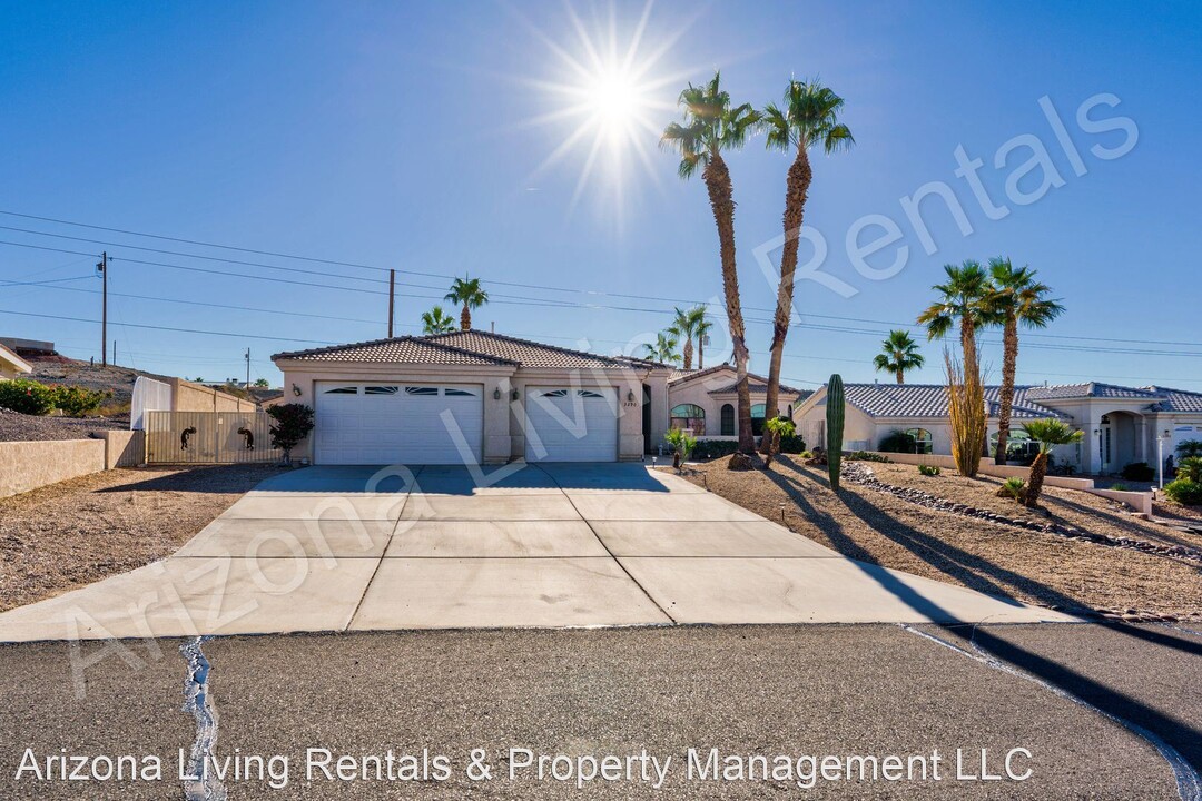 3290 Desert Sage Dr in Lake Havasu City, AZ - Building Photo