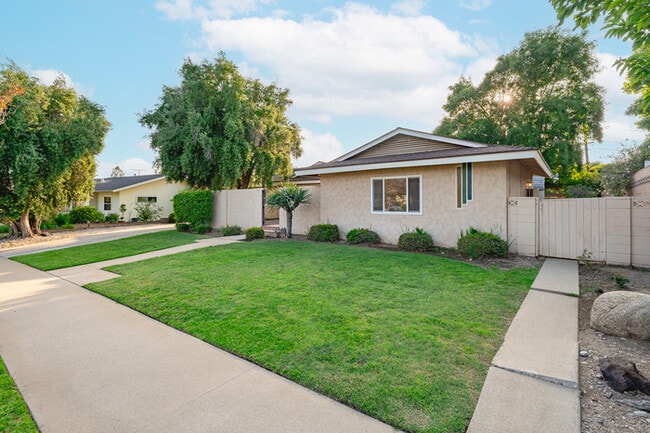 153 Underhill Dr in Glendora, CA - Building Photo - Building Photo