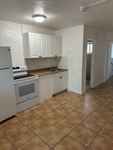 Avondale Gardens Apartments in Pompano Beach, FL - Building Photo - Building Photo