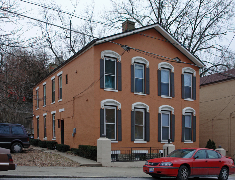 2236 Vine St in Cincinnati, OH - Building Photo