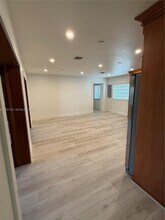 5900 SW 6th St in Miami, FL - Building Photo - Building Photo