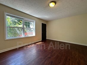 105 Salola St in Asheville, NC - Building Photo - Building Photo