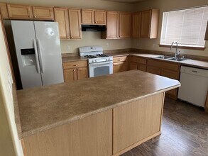 6907 Desperado Dr SE in Olympia, WA - Building Photo - Building Photo