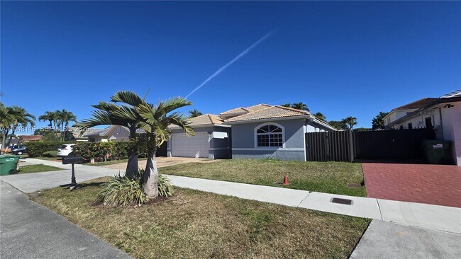 9125 SW 166th Ave in Miami, FL - Building Photo - Building Photo