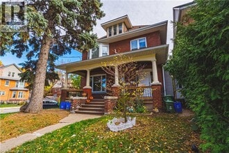 189 Prospect St S in Hamilton, ON - Building Photo - Building Photo