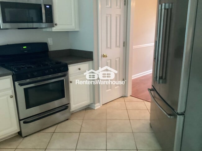 property at 2983 Rosebrook Dr