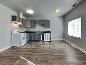 6340 Hermosa St in Sacramento, CA - Building Photo - Building Photo