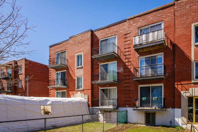 3225 Barclay Av in Montréal, QC - Building Photo - Building Photo