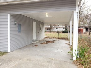 1334 S Airwood Ave in Springfield, MO - Building Photo - Building Photo