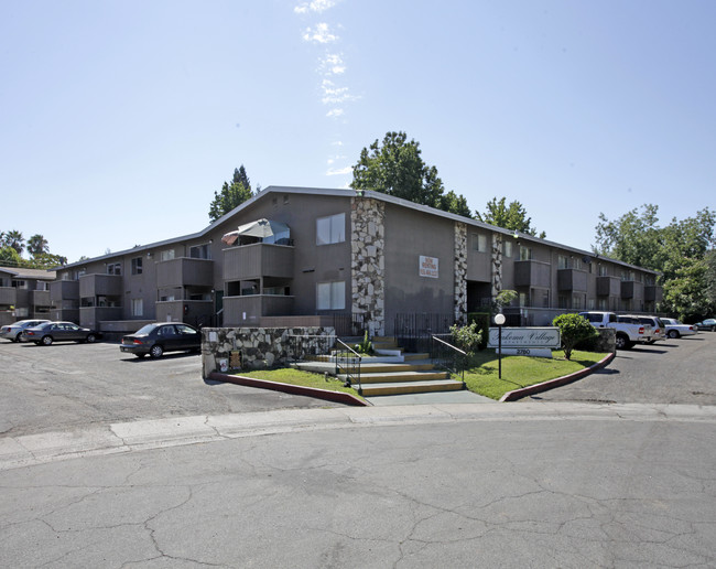 Takoma Village Apartments