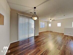 1409 N 81st Dr in Phoenix, AZ - Building Photo - Building Photo