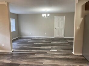 102 Forrester Dr in Warner Robins, GA - Building Photo - Building Photo