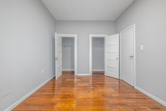 4400 Walnut in Philadelphia, PA - Building Photo - Interior Photo