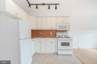 620 S 19th St-Unit -3 in Philadelphia, PA - Foto de edificio - Building Photo