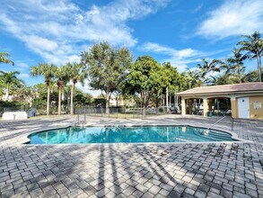 4325 Berkshire Wharf Dr in Lake Worth Beach, FL - Building Photo - Building Photo