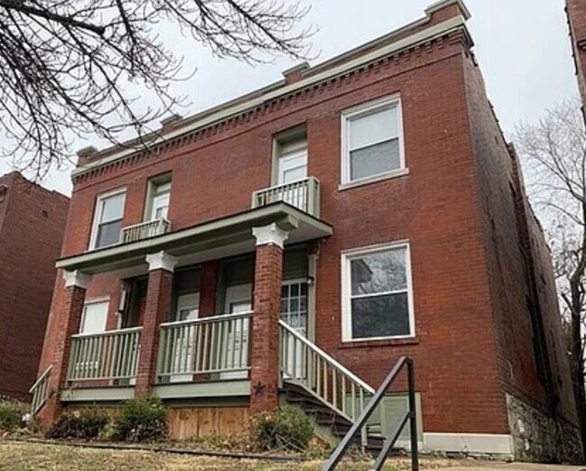 property at 3854 Folsom Ave