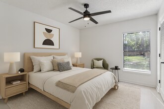 Vista Bay in Jacksonville, FL - Building Photo - Building Photo