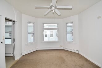 86 Cochran St in Chicopee, MA - Building Photo - Building Photo