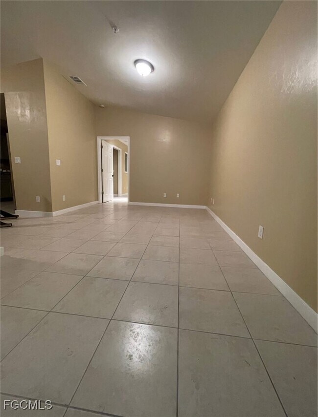 property at 621 Joel Blvd