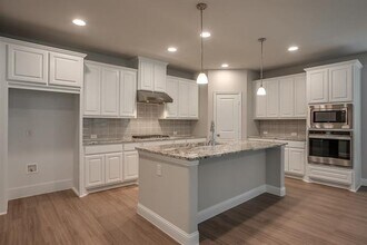 3201 Damsel Sauvage Ln in Lewisville, TX - Building Photo - Building Photo