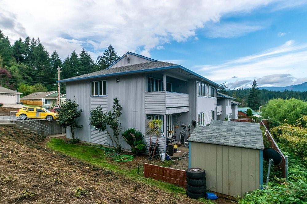 40 SW Wasco St in Cascade Locks, OR - Building Photo