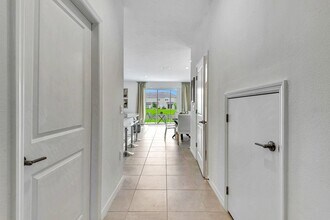 5715 Archipelago St in Nokomis, FL - Building Photo - Building Photo