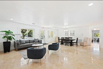 1031 Redbird Ave in Miami Springs, FL - Building Photo - Building Photo
