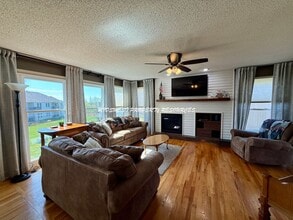 2808 Maple Farm Rd in Platte City, MO - Building Photo - Building Photo