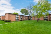 22081 River Oaks Dr photo'