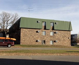 Sandwood Apartments in St. Cloud, MN - Building Photo - Building Photo