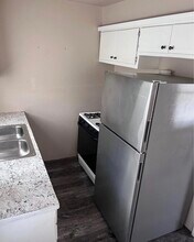 101 SW 8th St in Lindsay, OK - Building Photo - Building Photo