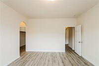 12411 Maura Lane photo'