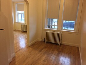 4 Vinal St, Unit 1 in Boston, MA - Building Photo - Building Photo
