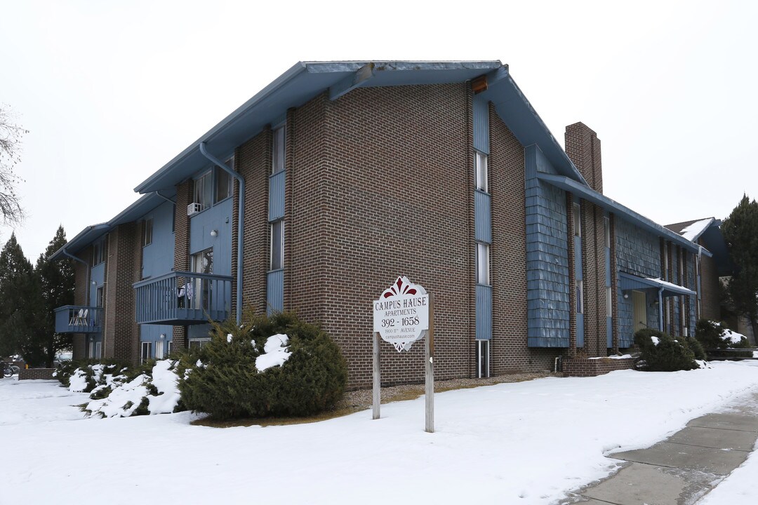 Campus Haus in Greeley, CO - Foto de edificio