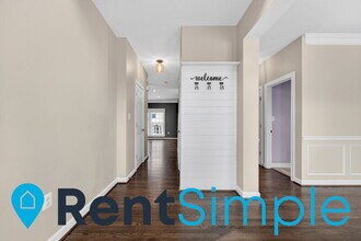 9062 Furey Rd in Lorton, VA - Building Photo - Building Photo