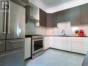 460-460 Rue Wilbrod St in Ottawa, ON - Building Photo - Building Photo