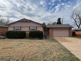 6505 Cherokee Dr in Warr Acres, OK - Building Photo