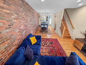 5610 45th Ave in Hyattsville, MD - Foto de edificio - Building Photo