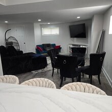 7446 S Luella Ave, Unit Bsm in Chicago, IL - Building Photo - Building Photo