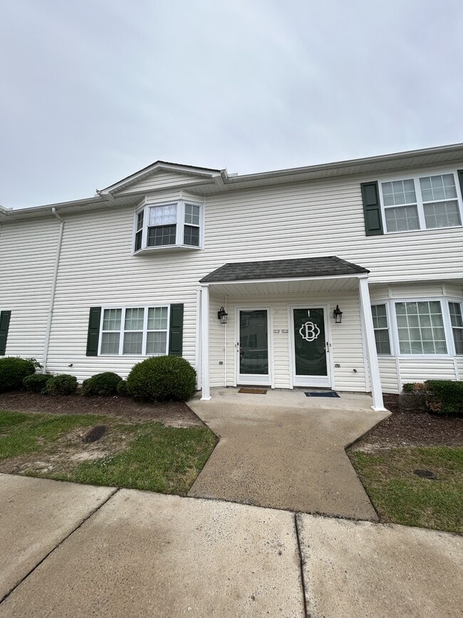 1222-12W3 Cross Creek Cir